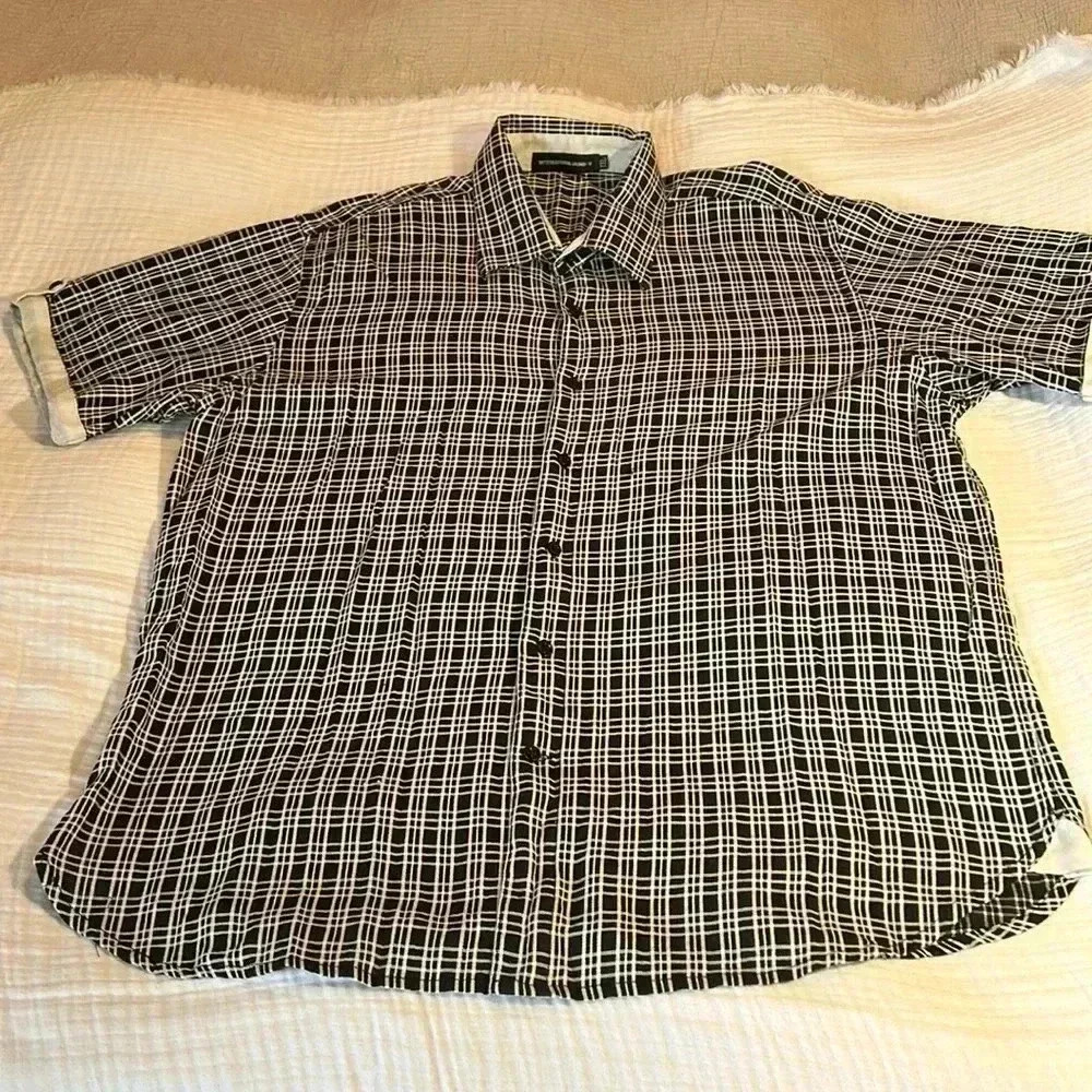 International laundry men’s casual button-down